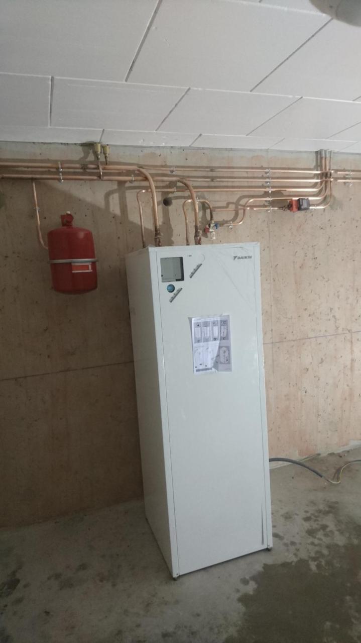 Nous assurons une installation de chauffage précise et un entretien régulier pour une performance maximale.